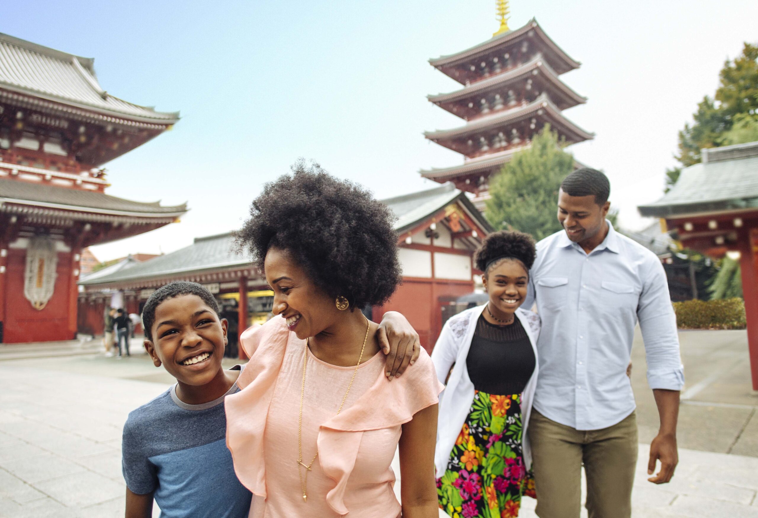 ABD - Japan - Tokyo - Sensoji Temple - Guests